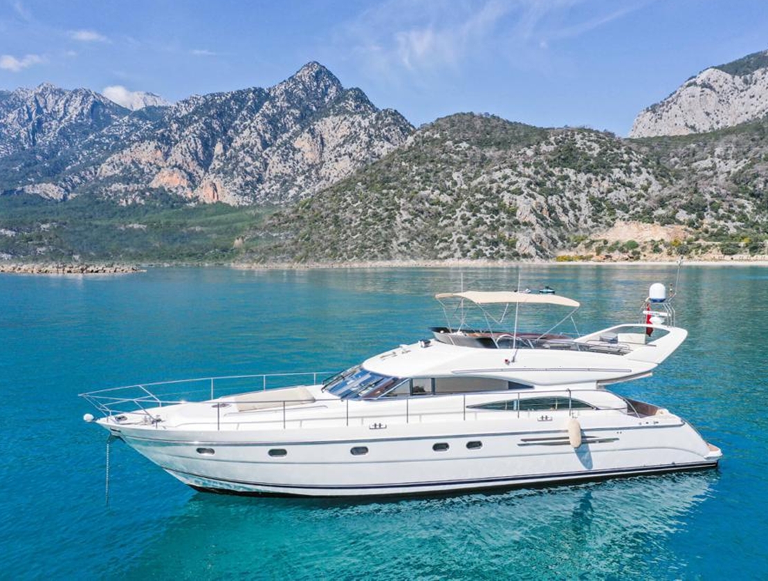 Antalya Custom Built 61 Motor Yacht Rental – 40